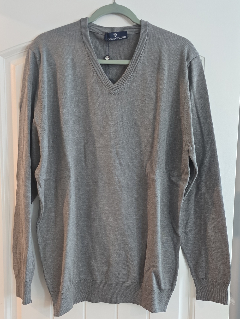 NWT. Men's Grey V-Neck Sweater